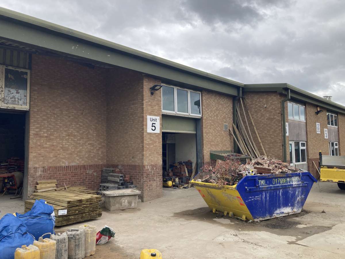 Industrial Unit in Barnsley - photo 2