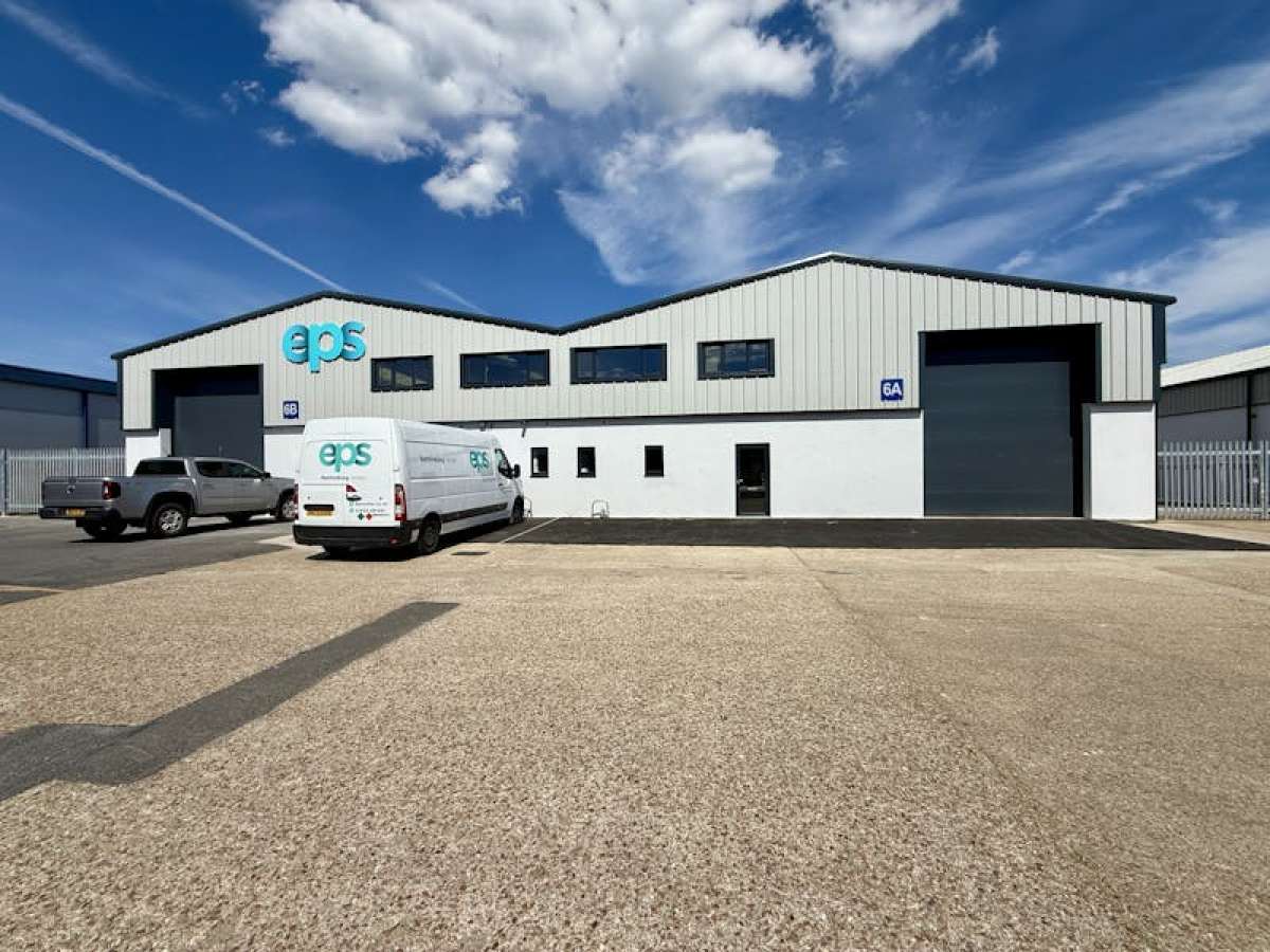 Industrial Unit in Poole - photo 3