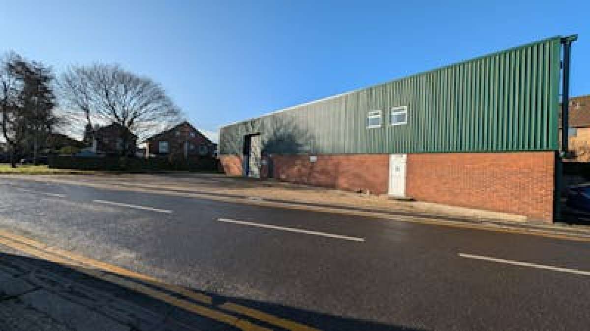 Industrial Unit in Ringwood - photo 2