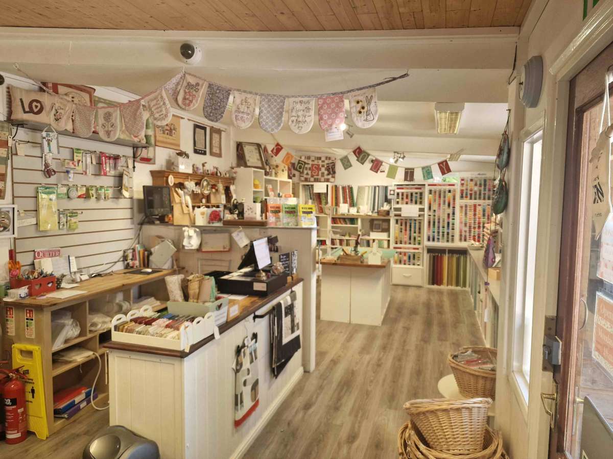 Industrial Unit in Truro - photo 3