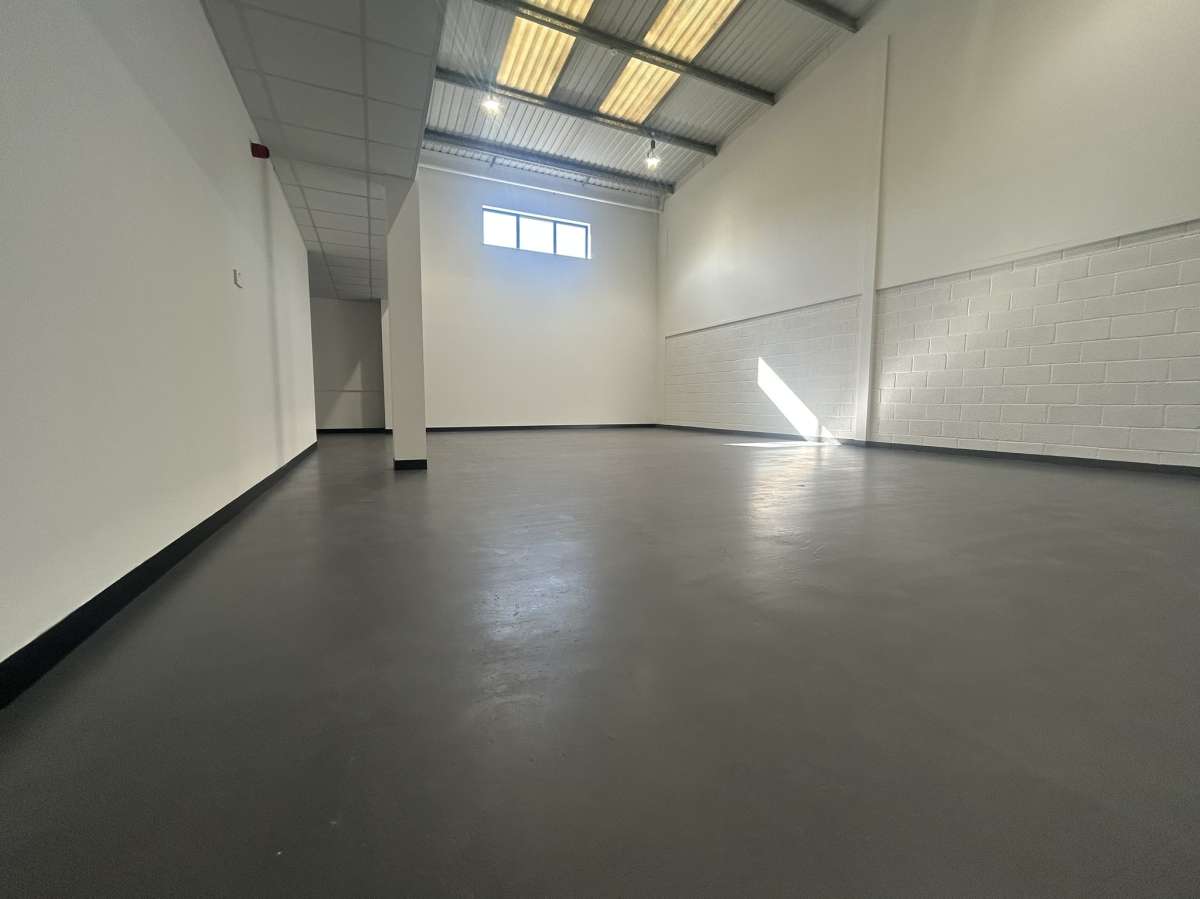 Industrial Unit in Eastleigh - photo 4