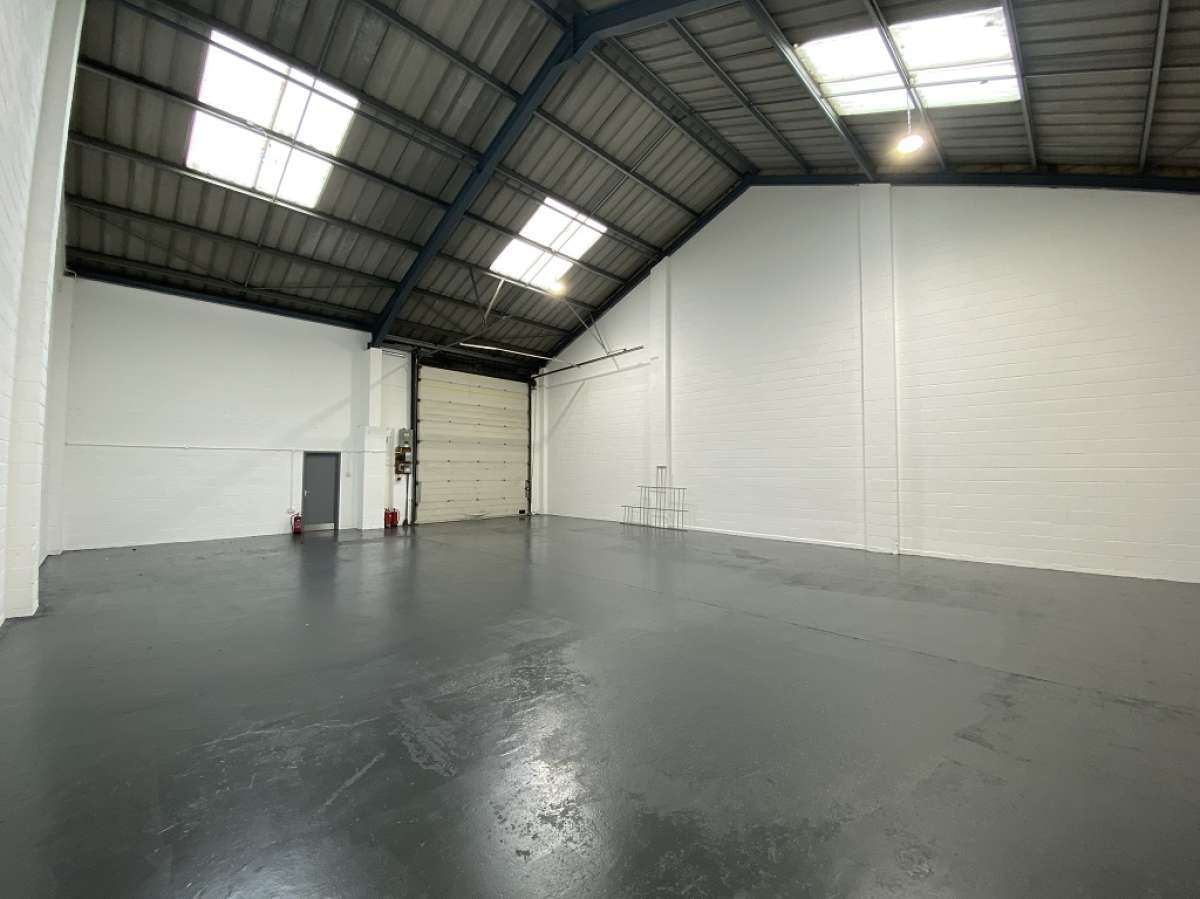 Industrial Unit in Alcester - photo 4