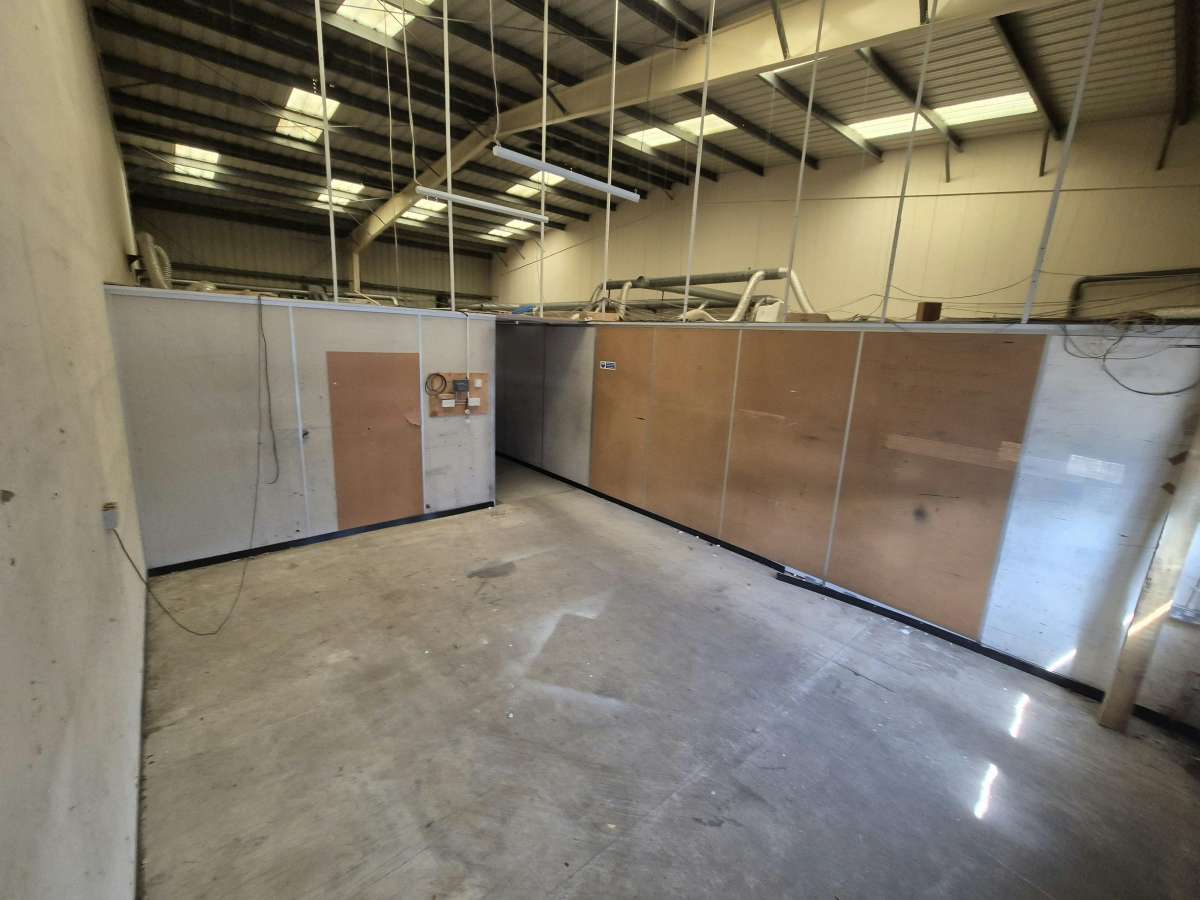 Industrial Unit in Aylesford - photo 2