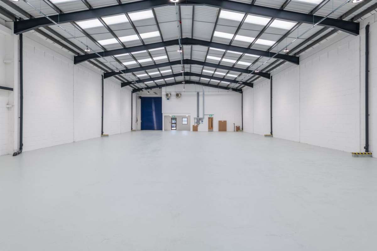 Industrial Unit in Plymouth - photo 4