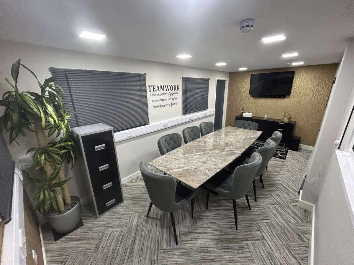 Industrial Unit in Leicester - photo 4