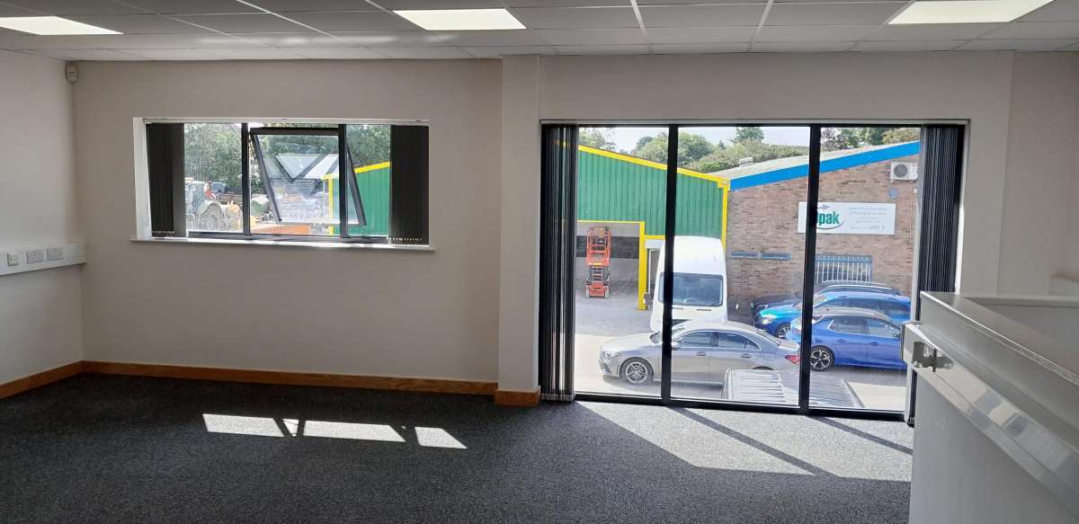 Industrial Unit in Ashford - photo 4