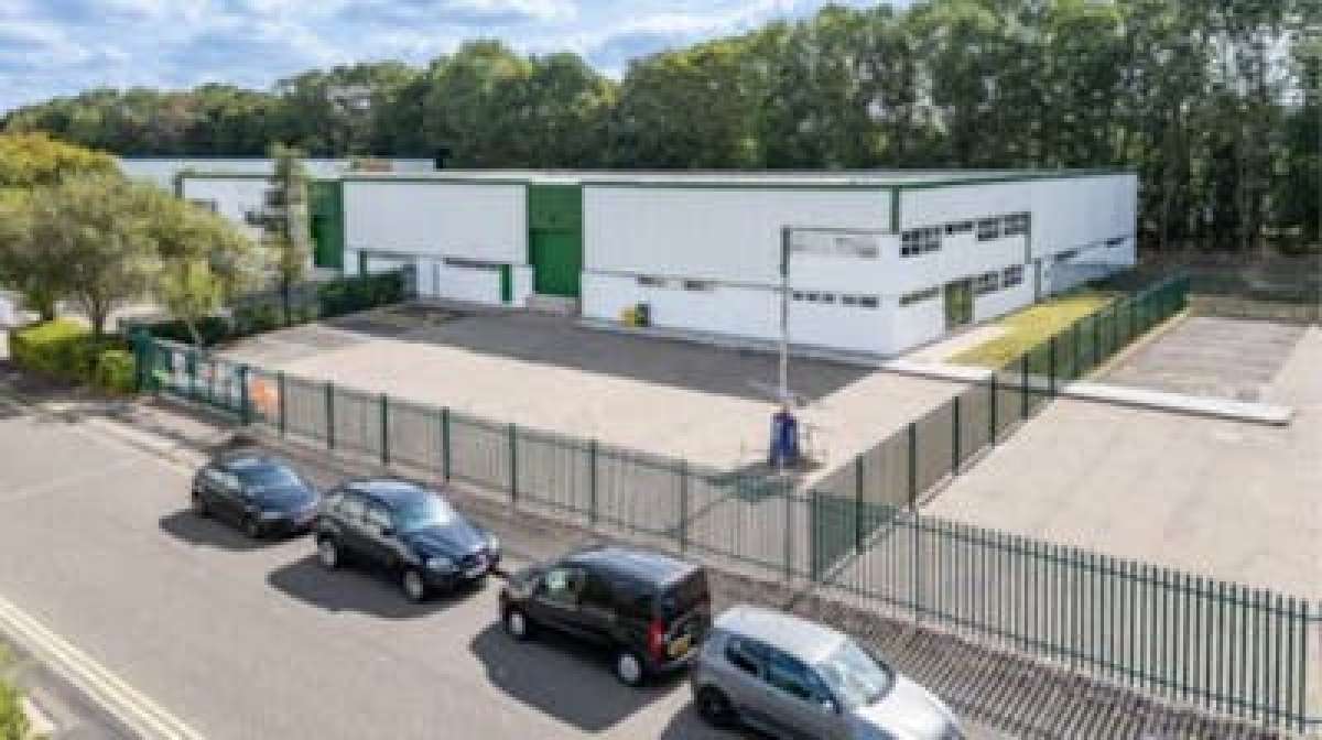 Industrial Unit in Northampton - photo 2