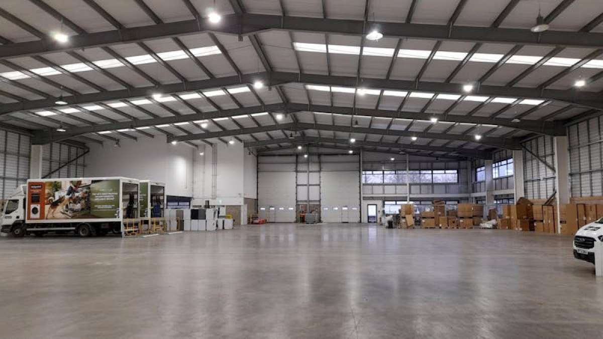 Industrial Unit in Andover - photo 2