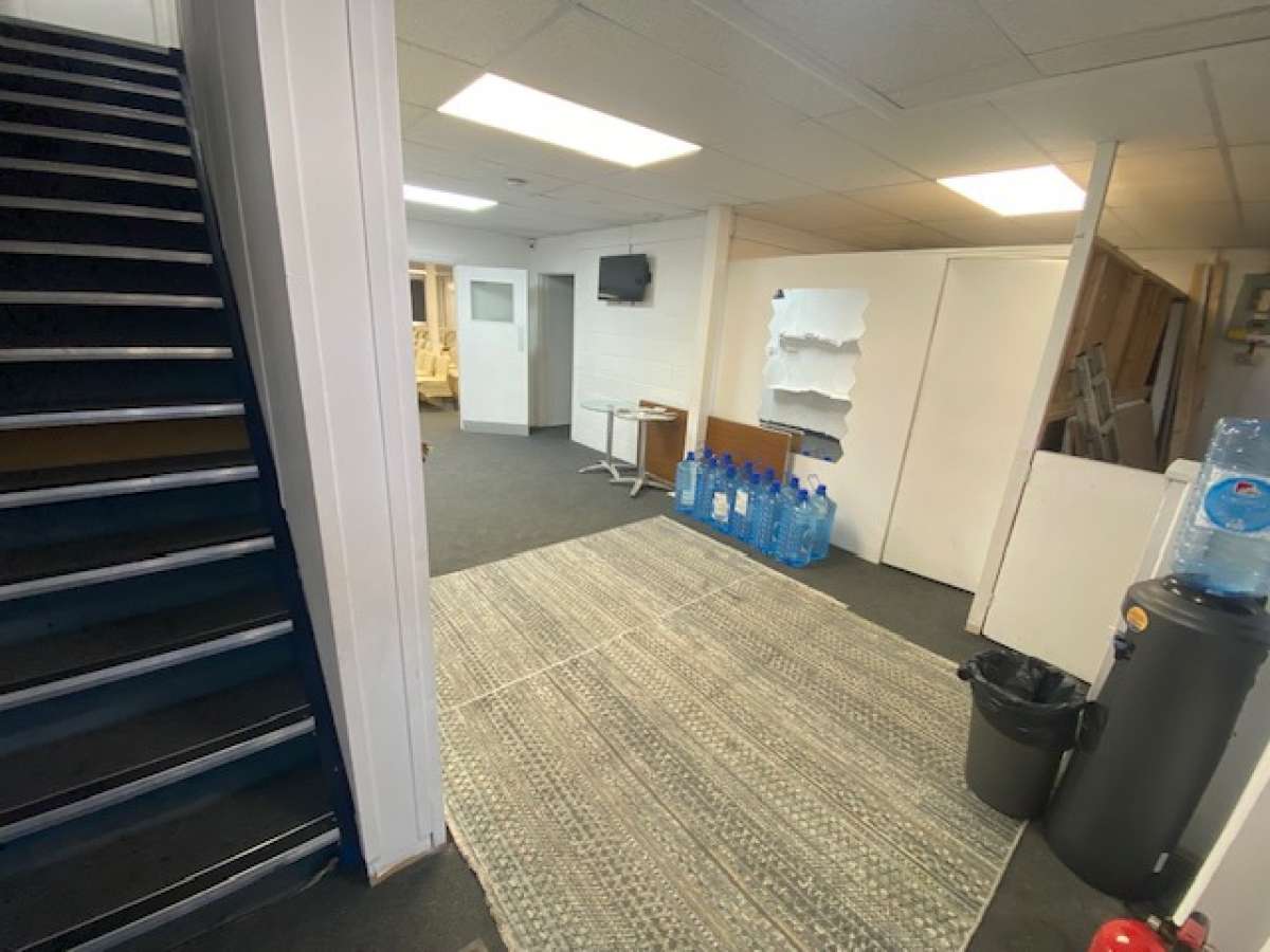 Industrial Unit in Huntingdon - photo 3