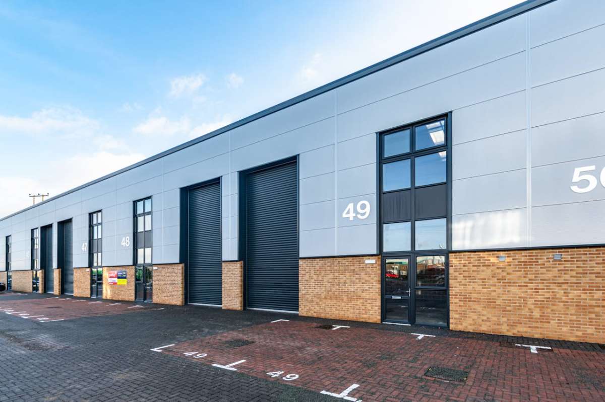 Industrial Unit in Wimborne - photo 3