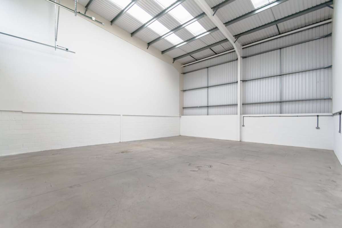 Industrial Unit in Poole - photo 2