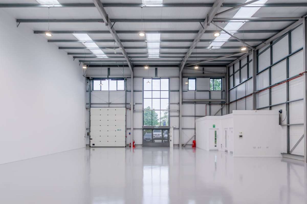 Industrial Unit in Poole - photo 2