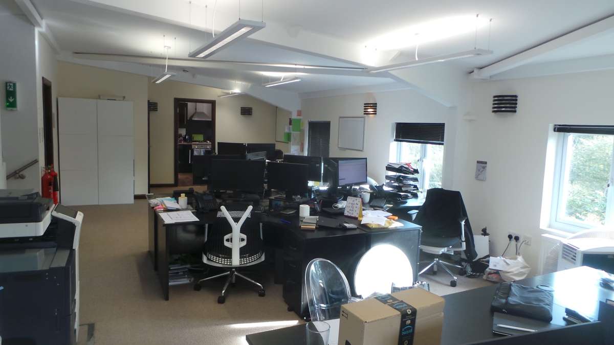 Industrial Unit in Ashford - photo 2