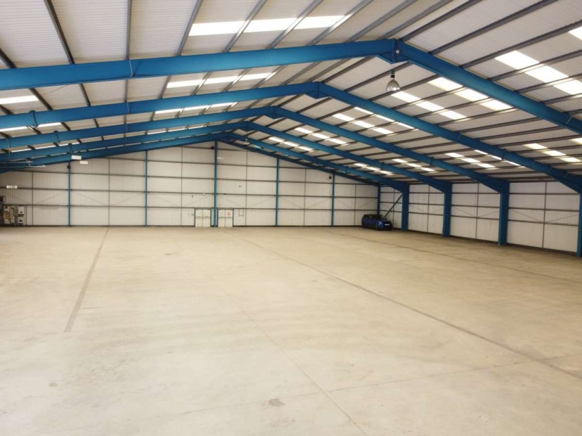 Industrial Unit in Exeter - photo 3