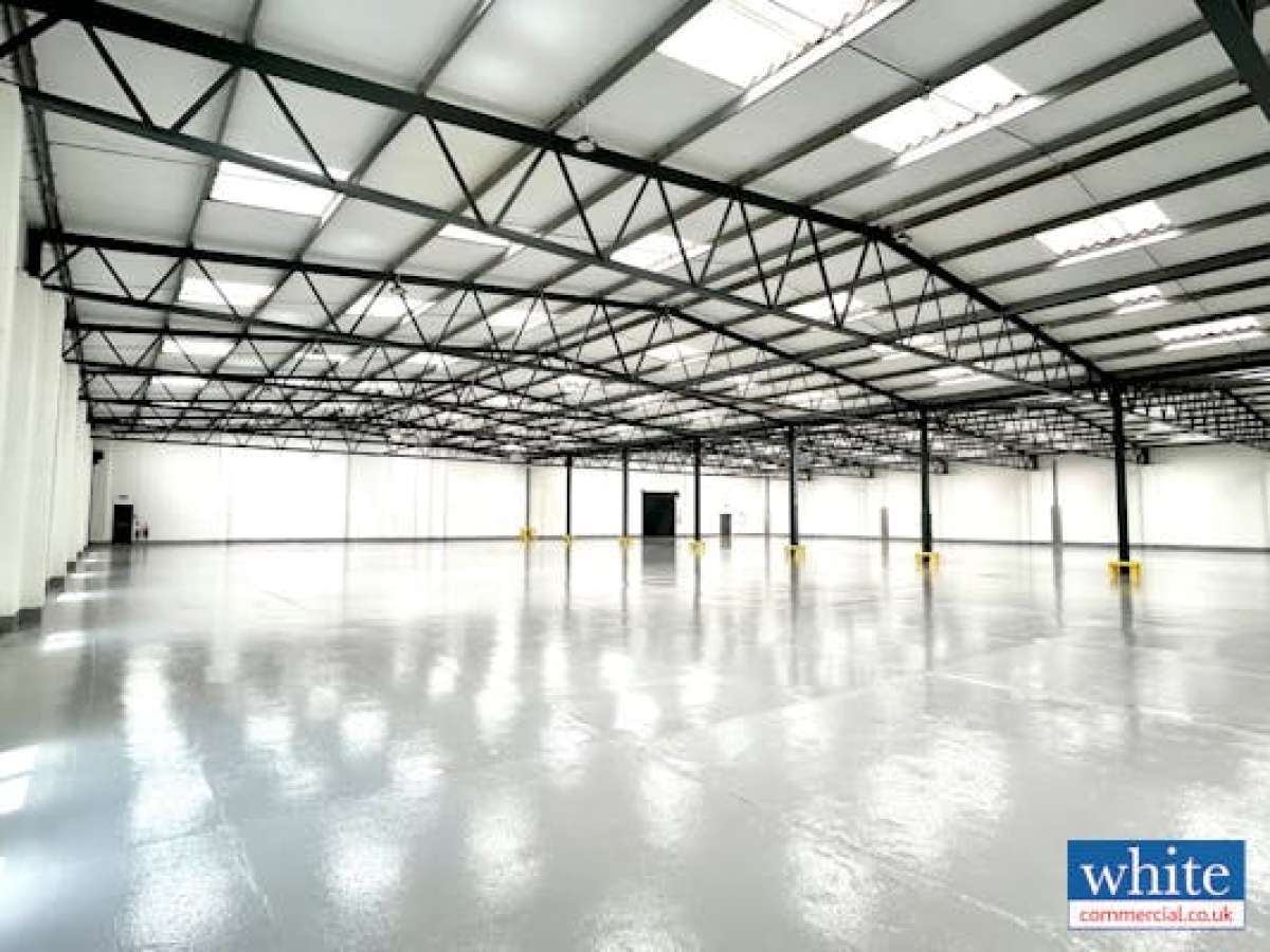 Industrial Unit in Bicester - photo 4