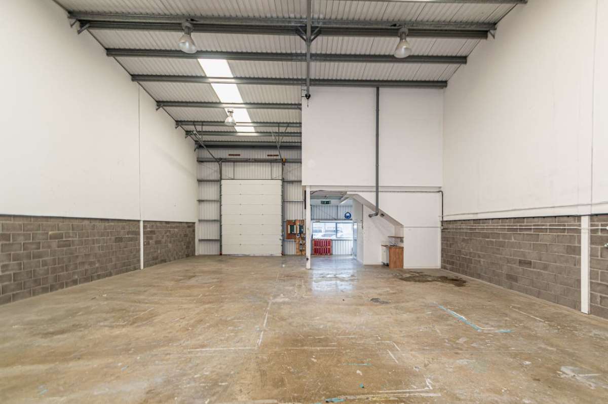 Industrial Unit in Christchurch - photo 3