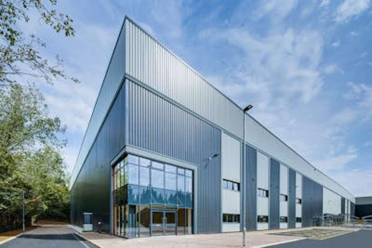 Industrial Unit in Corby - photo 2