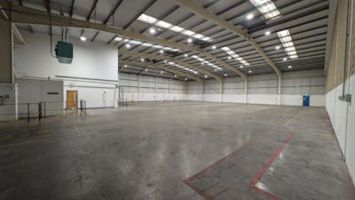 Industrial Unit in Fareham - photo 4