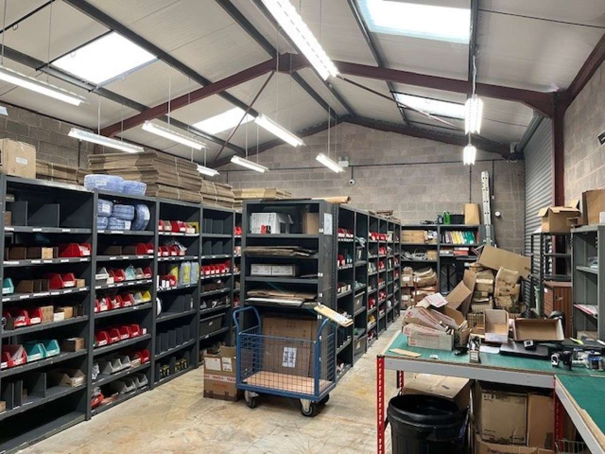 Industrial Unit in Bridgwater - photo 2