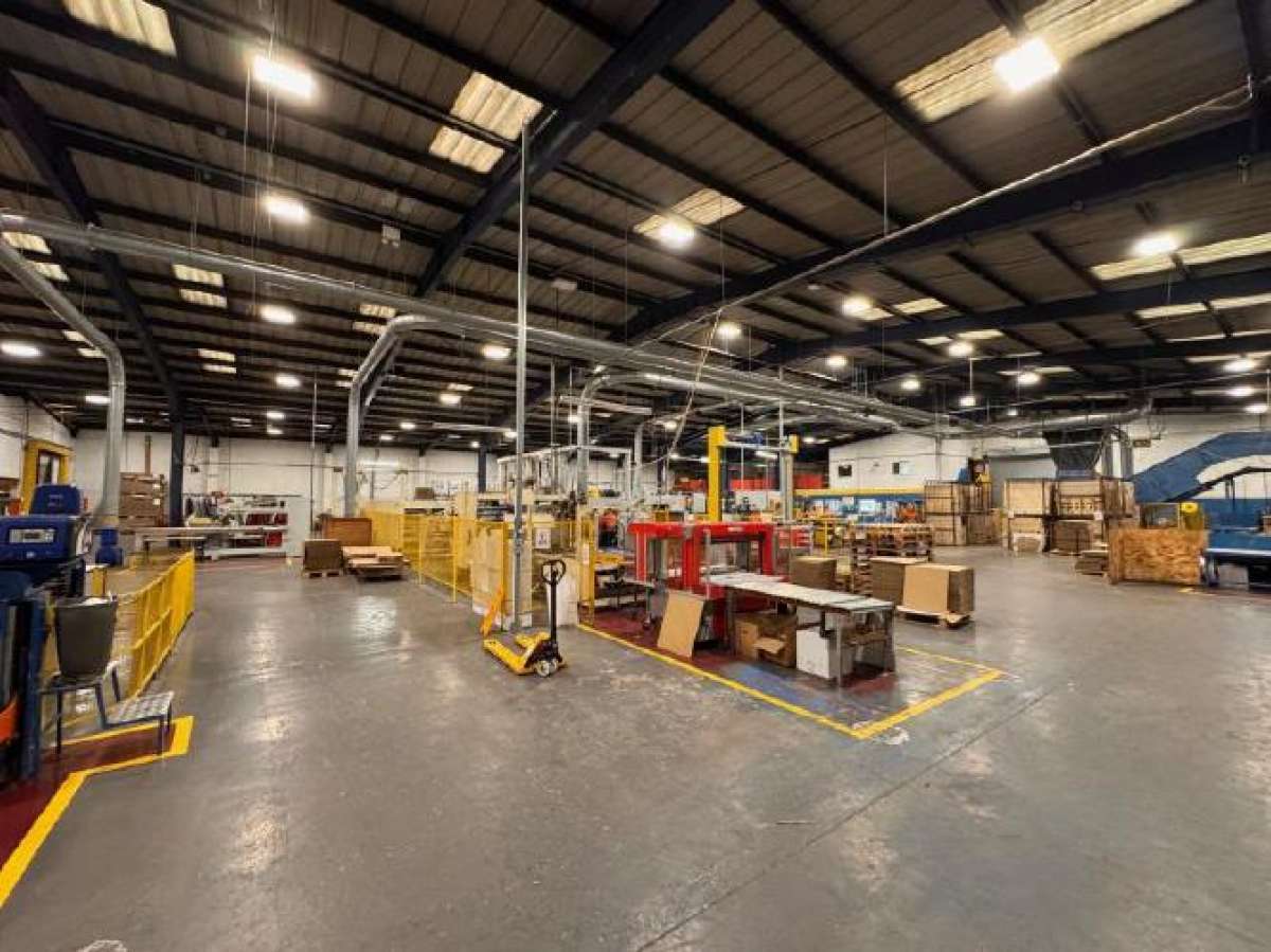 Industrial Unit in Leicester - photo 2