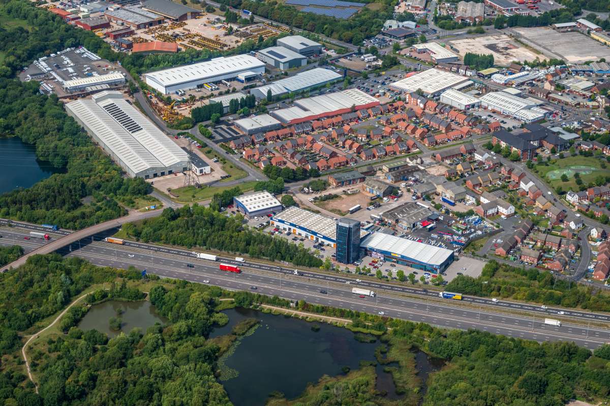 Industrial Unit in Cannock - photo 2