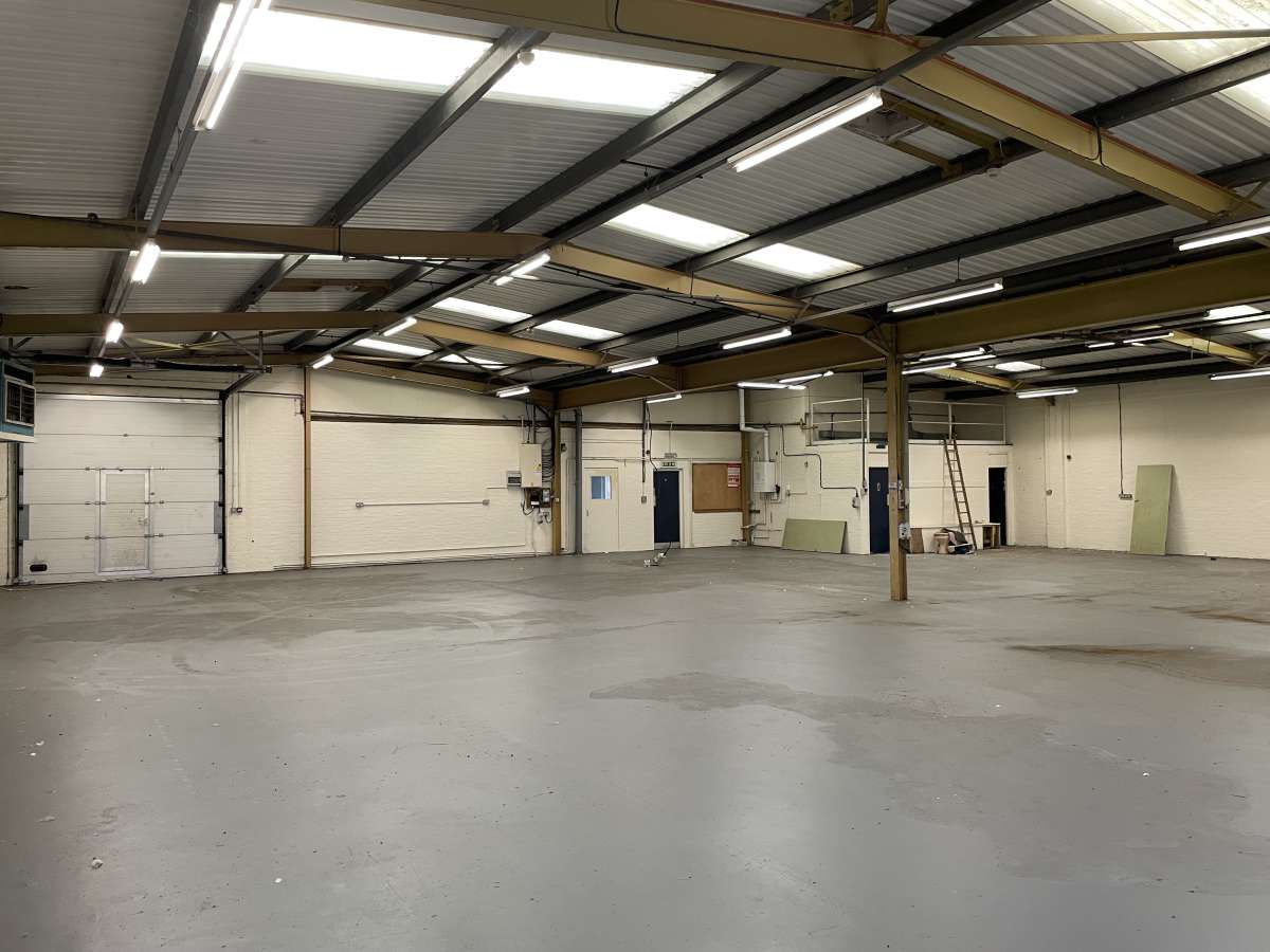 Industrial Unit in King's Lynn - photo 3