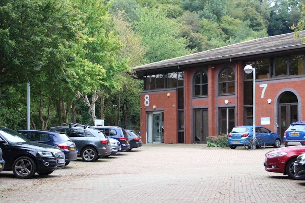 Office in Godalming - photo 3