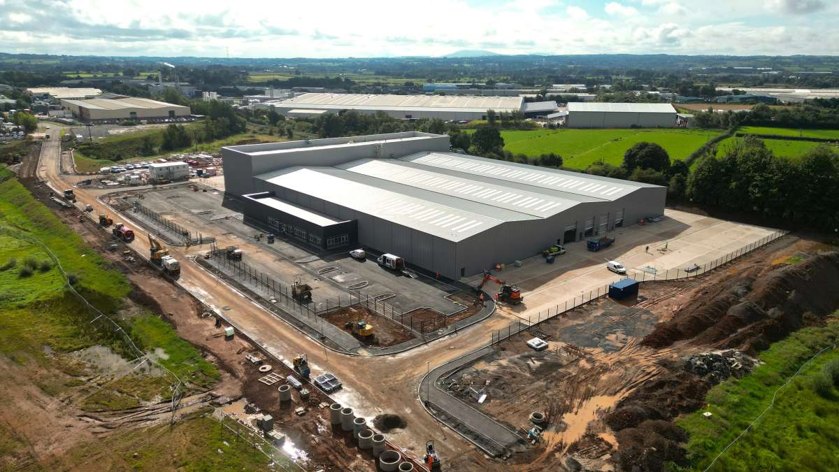 Industrial Unit in Belfast - photo 2