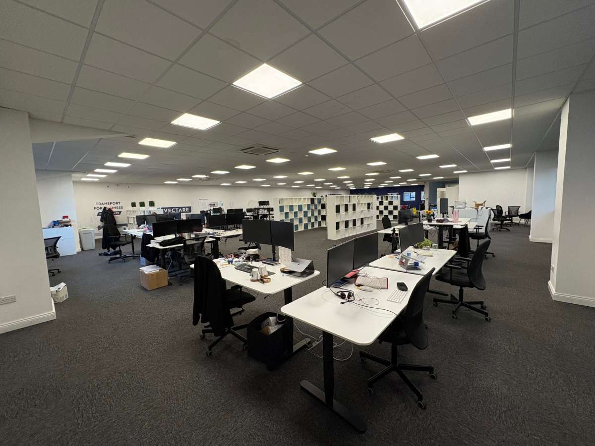 Industrial Unit in Loughborough - photo 2