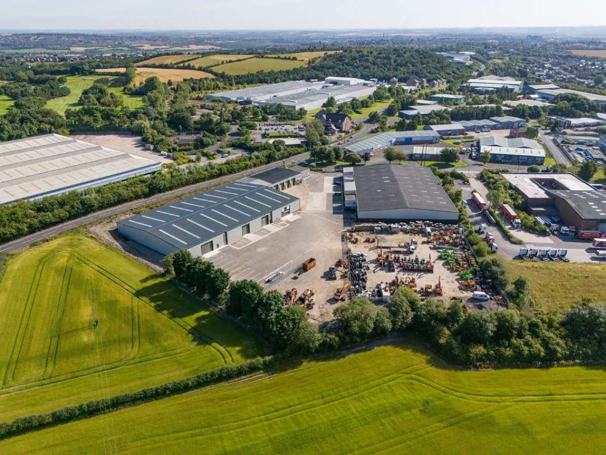 Industrial Unit in Barnsley - photo 2