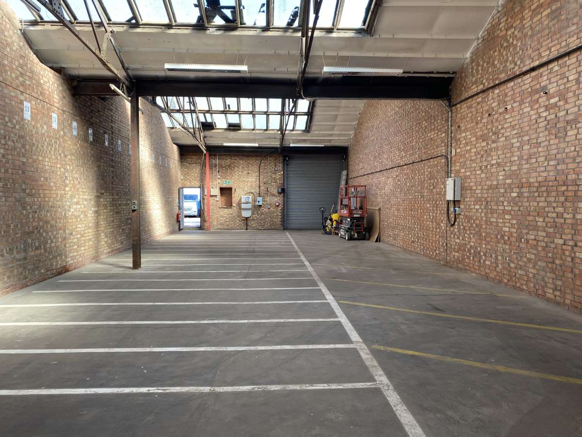 Industrial Unit in Cradley Heath - photo 4