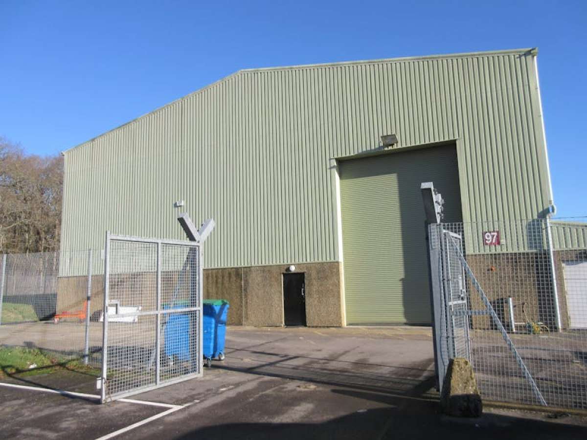 Industrial Unit in Cranleigh - photo 4