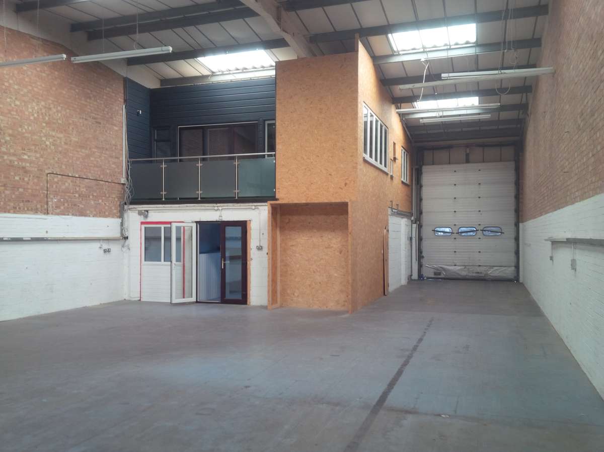 Industrial Unit in Ashford - photo 2