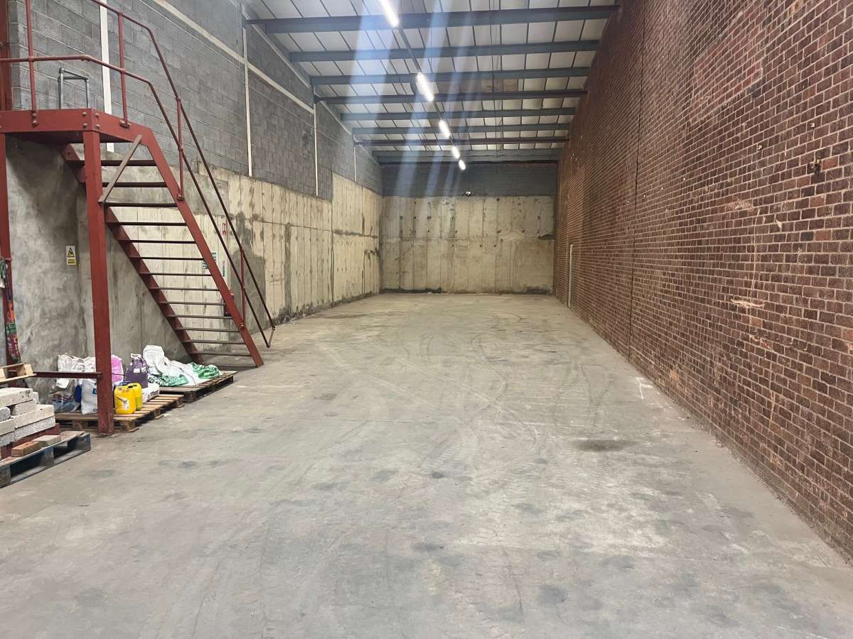 Industrial Unit in Glen Parva - photo 4