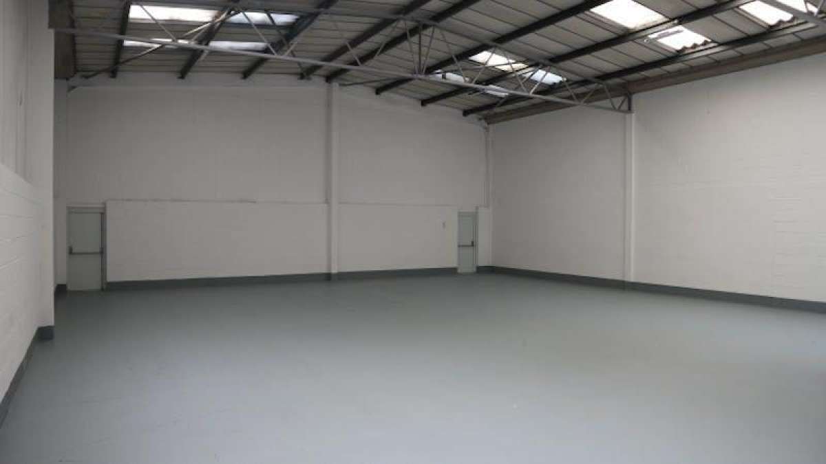 Industrial Unit in Reading - photo 4