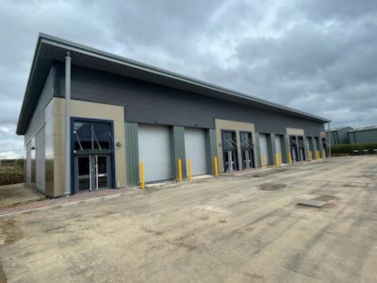 Industrial Unit in Kibworth - photo 3