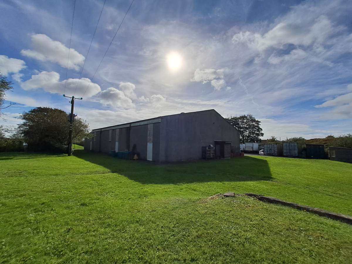 Industrial Unit in Helston - photo 2