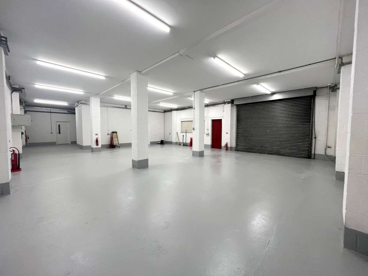 Industrial Unit in Billericay - photo 4