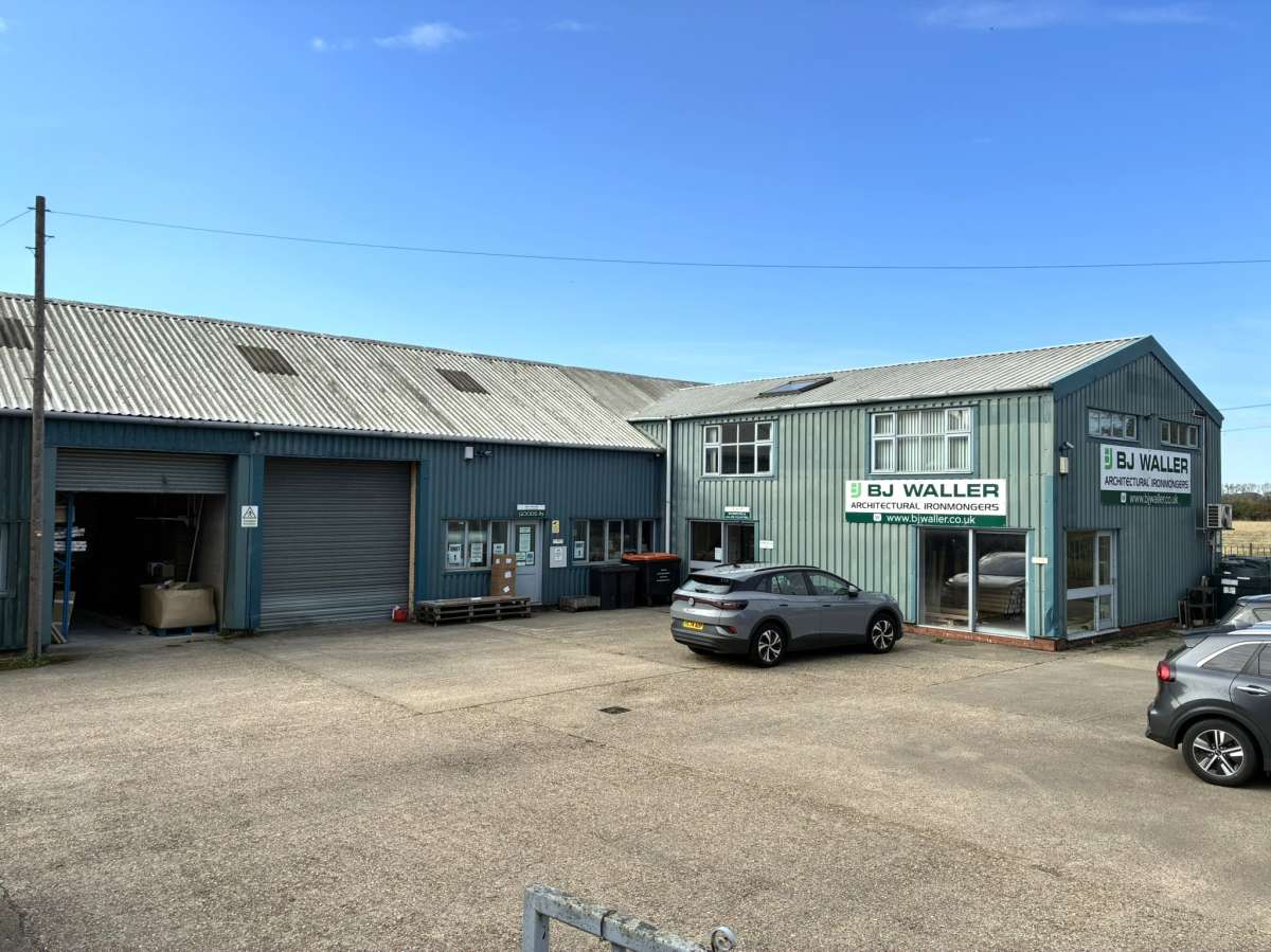 Industrial Unit in Stretham - photo 2