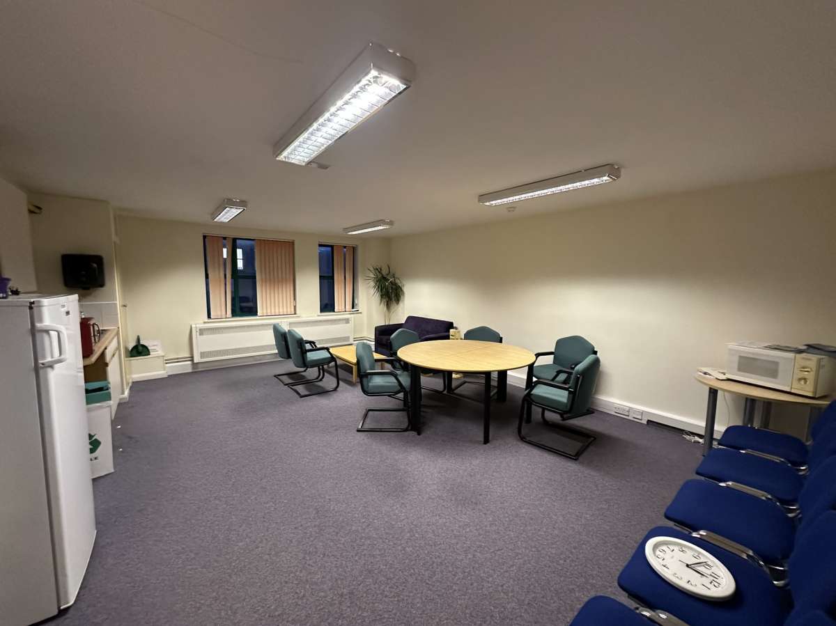 Industrial Unit in Hailsham - photo 3