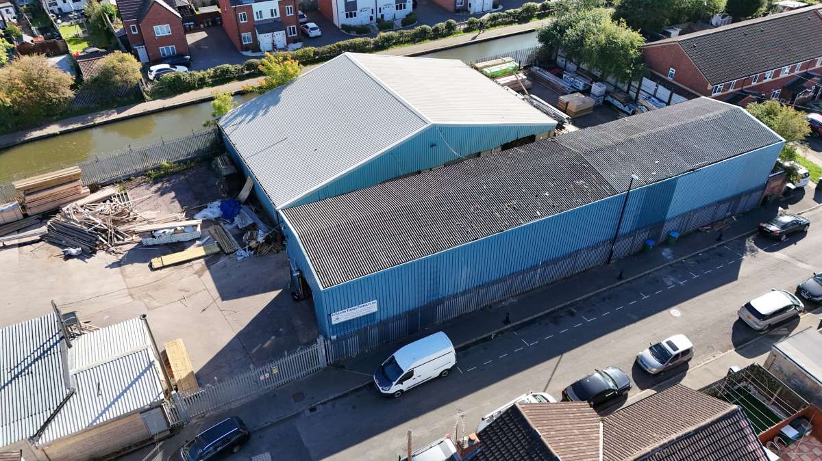 Industrial Unit in Coventry - photo 3