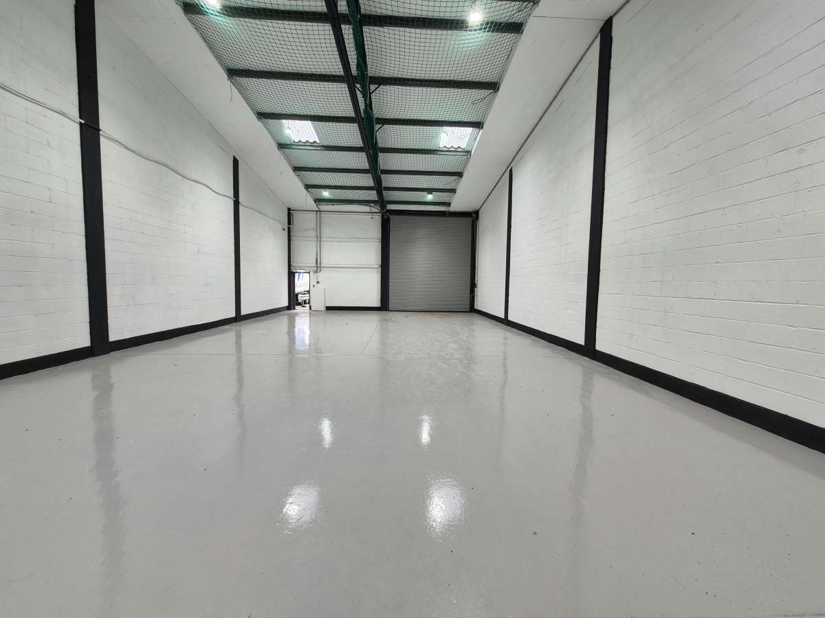 Industrial Unit in Hythe - photo 2