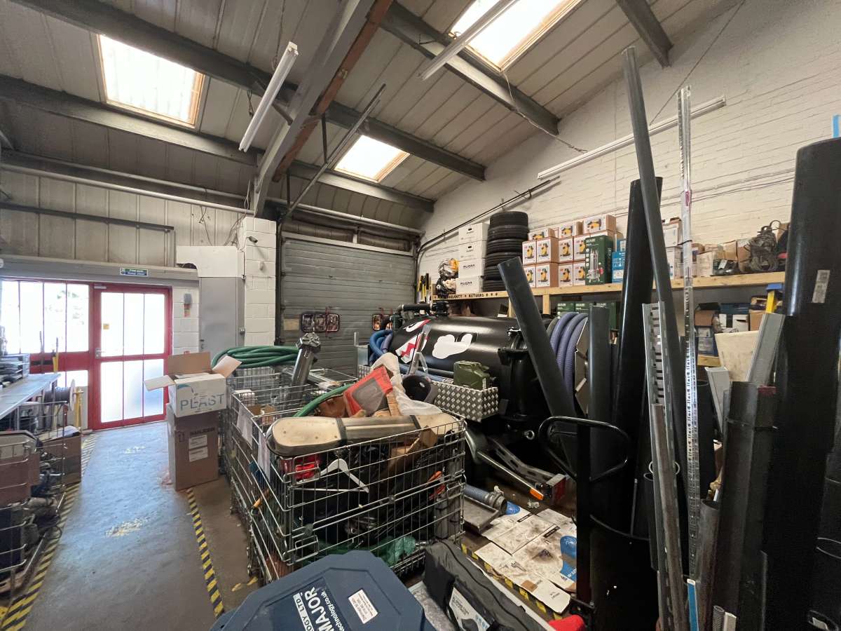 Industrial Unit in Burgess Hill - photo 2