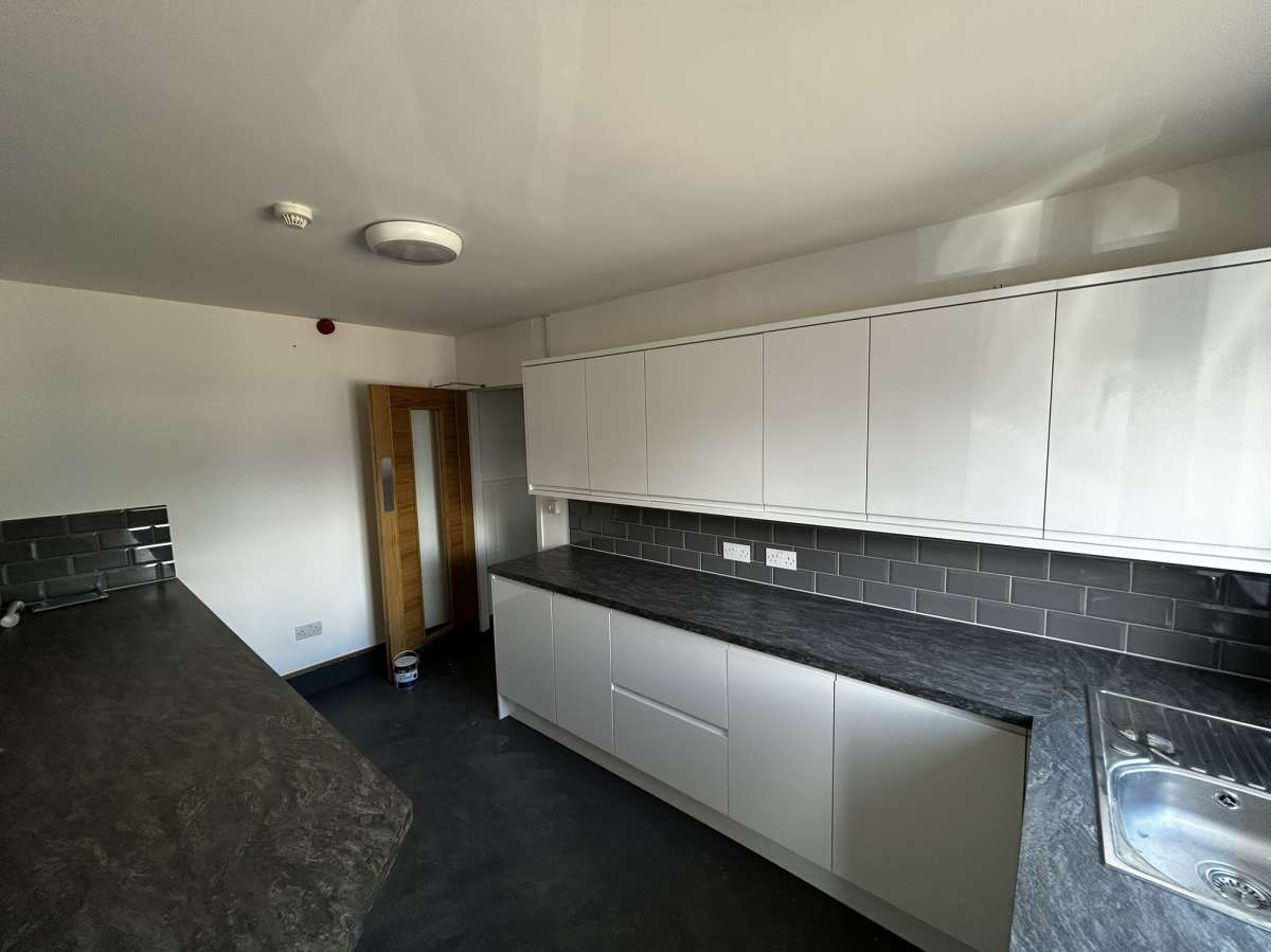 Industrial Unit in Exeter - photo 4