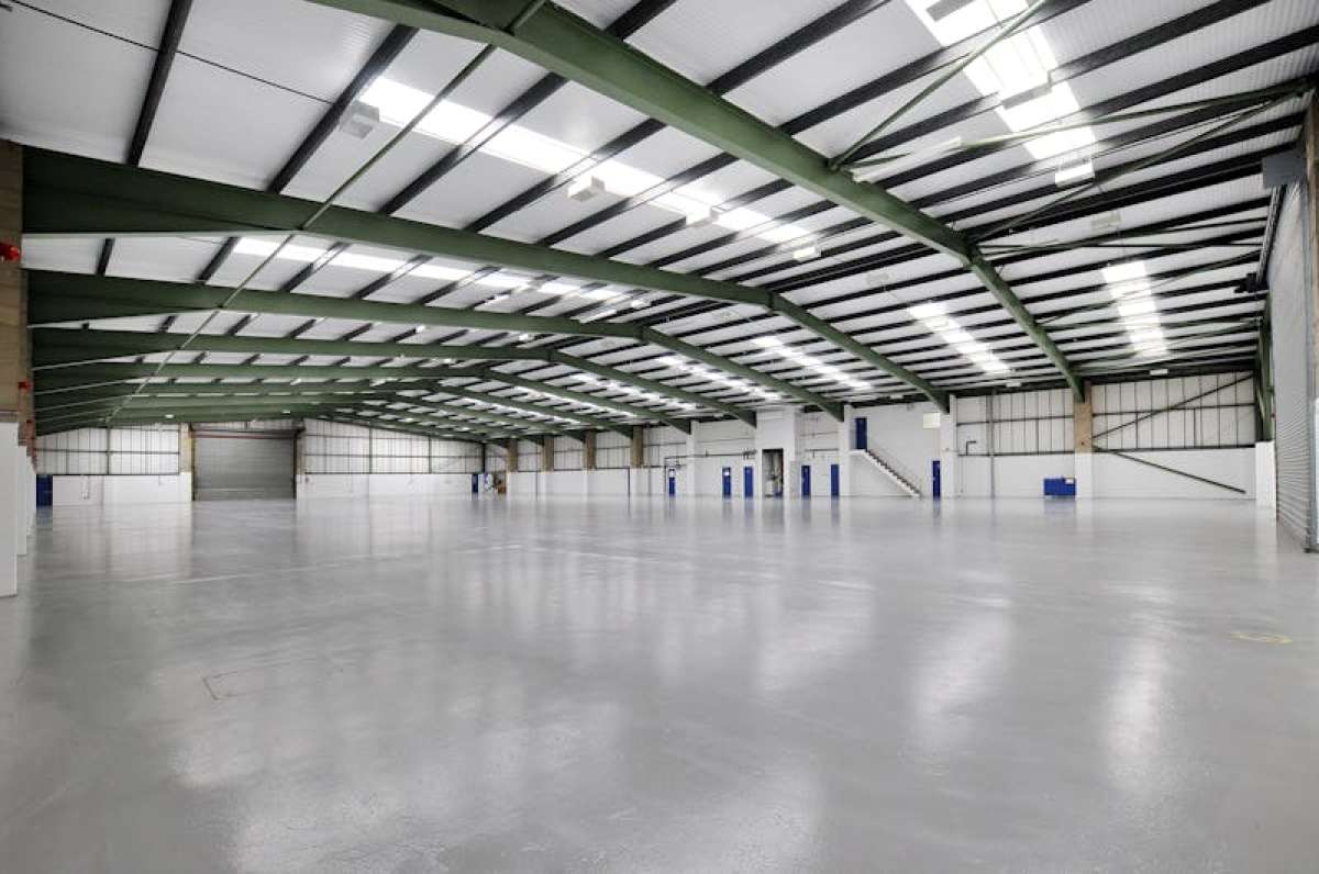 Industrial Unit in Rustington - photo 2