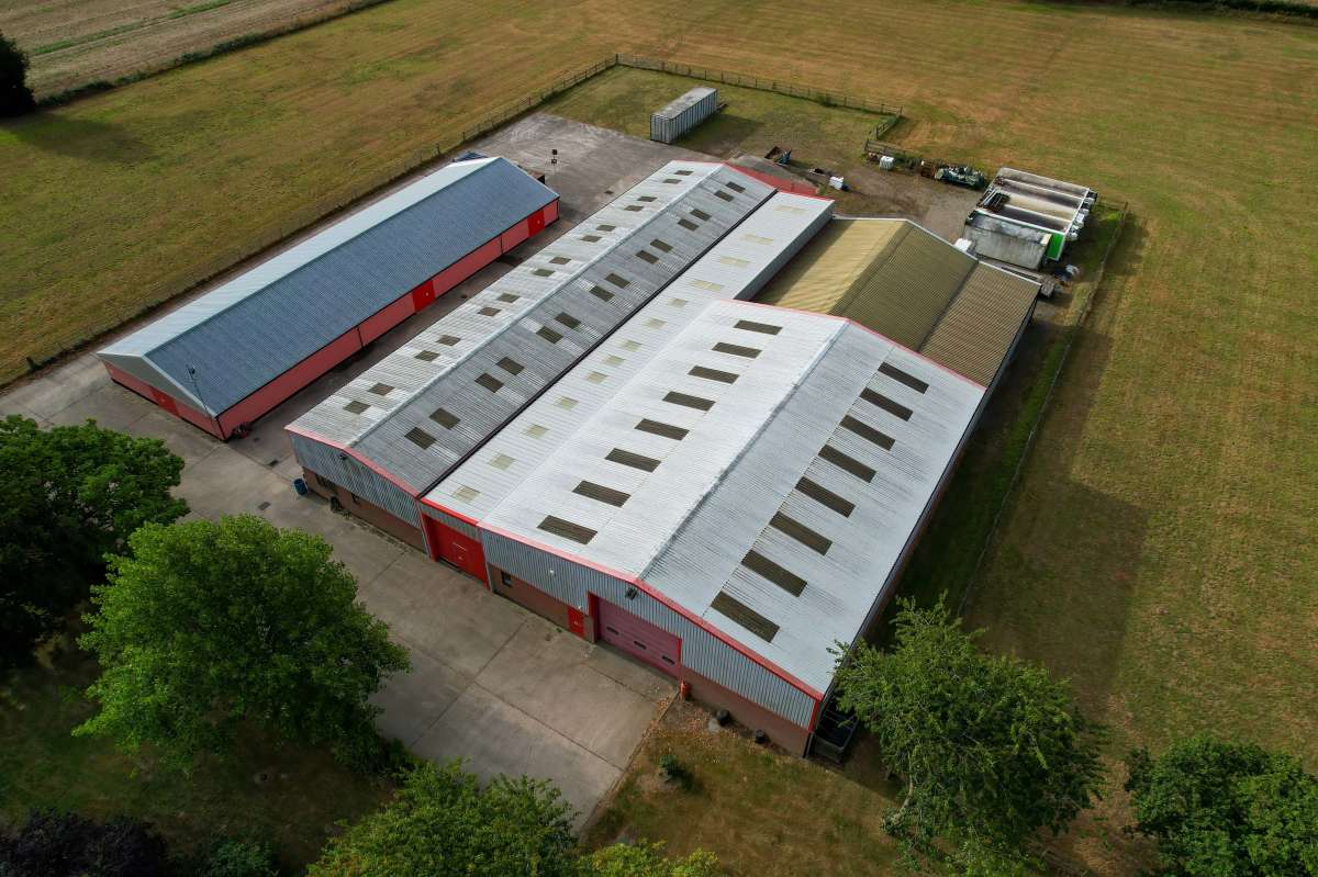 Industrial Unit in Marsham - photo 3