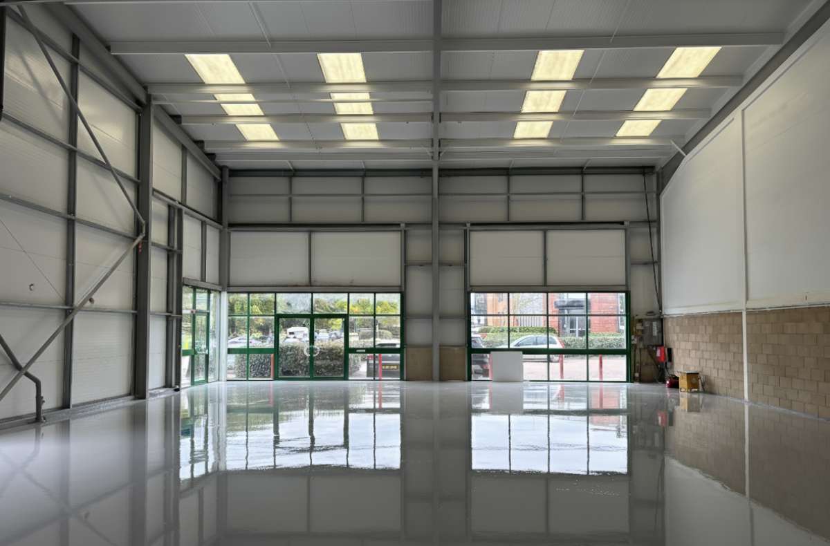 Industrial Unit in Burgess Hill - photo 2