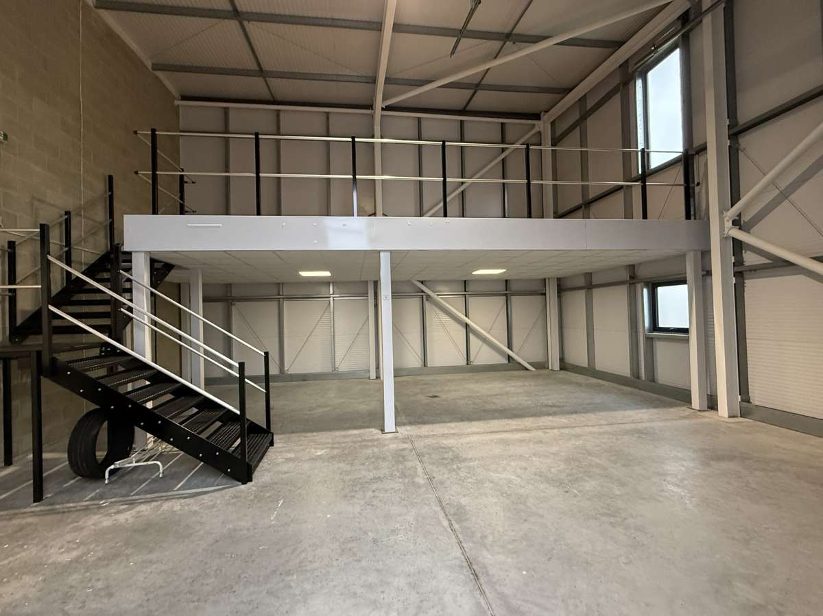 Industrial Unit in Sittingbourne - photo 2