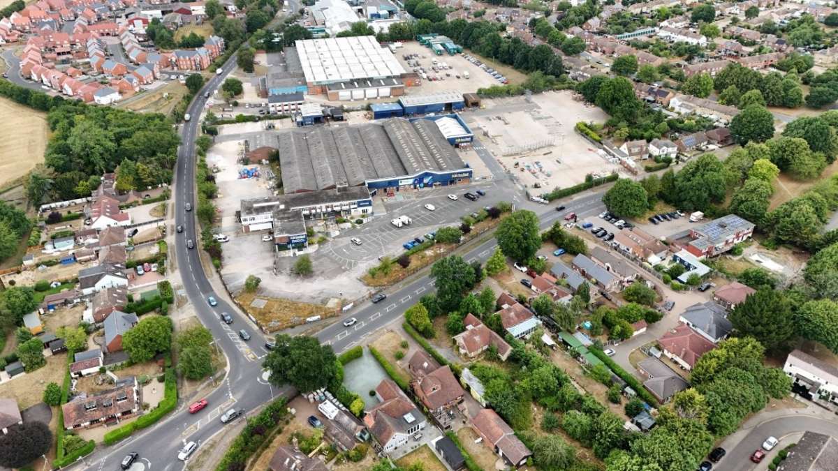 Industrial Unit in Colchester - photo 2