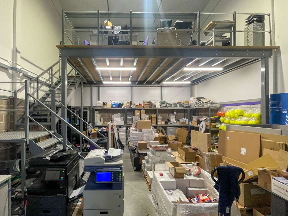 Industrial Unit in Wimborne - photo 2